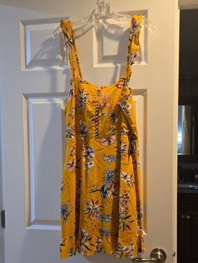 EXPRESS Yellow Floral Sundress with Ruffled Straps